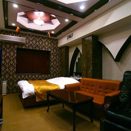 Hotel Hyper (Adults Only) โอซาก้า ภายนอก รูปภาพ