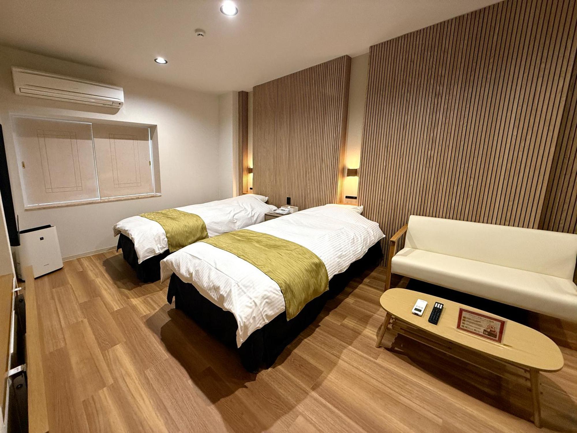 Hotel Hyper (Adults Only) โอซาก้า ภายนอก รูปภาพ